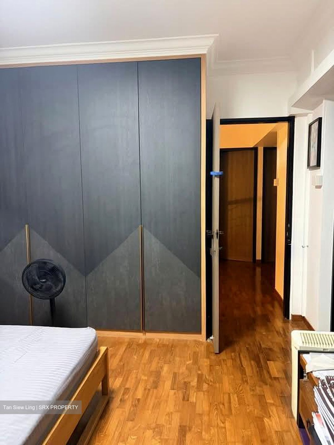 Blk 221 Kovan Green (Hougang), HDB Executive #603735741